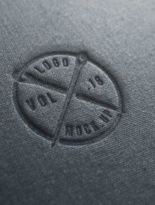 Logo-Mock-Up-vol-16